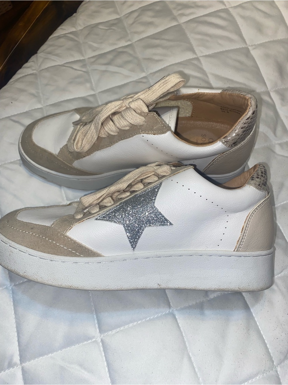 Women's White Leather Sneakers with Beige Accents and Silver Star